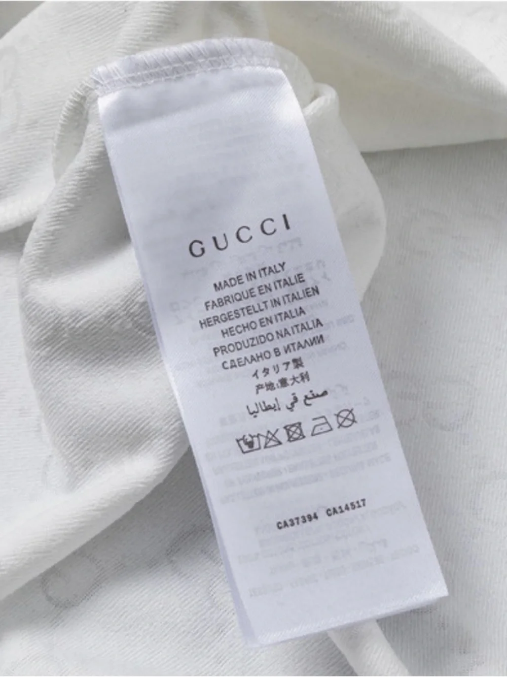 Gucci White Crewneck Tee with Red & Green Stripe Collar